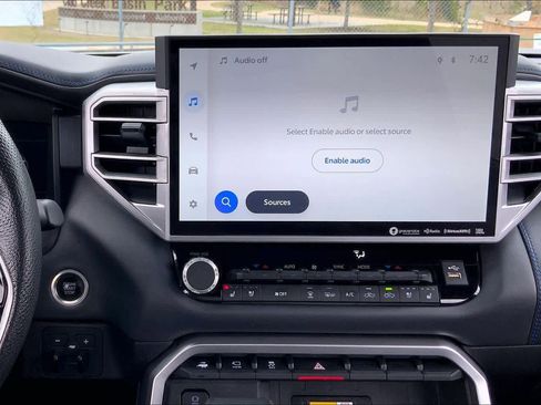 Used 2022 Toyota Tundra Platinum image 7