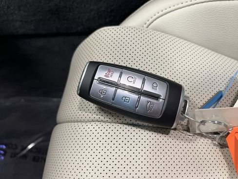 Used 2024 Genesis G80 2.5T image 25