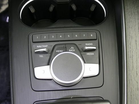 Used 2018 Audi A4 2.0T allroad Premium Plus w/ Premium Plus Package image 22