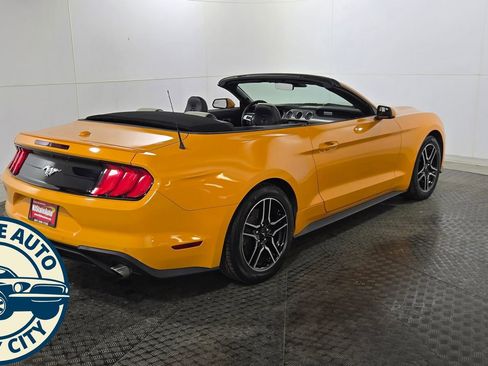 Used 2019 Ford Mustang Premium w/ Ford Safe & Smart Package RWD image 7