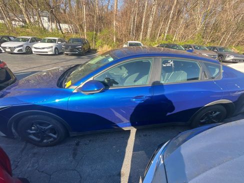 Used 2025 Kia K4 LXS image 9