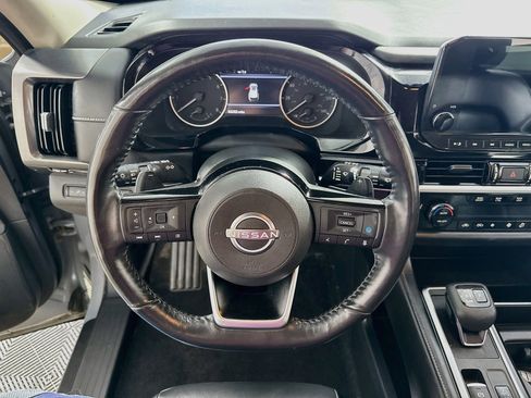Used 2022 Nissan Pathfinder SL AWD/4WD image 15