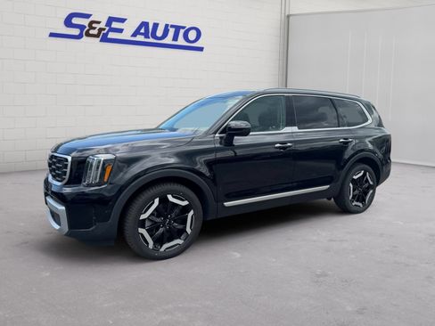 Used 2024 Kia Telluride S w/ S Sunroof Package AWD/4WD image 1