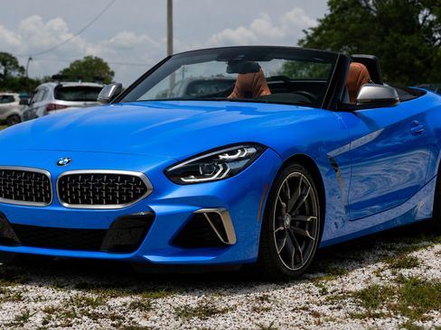 Used 2020 BMW Z4 M40i w/ Executive Package RWD image 1