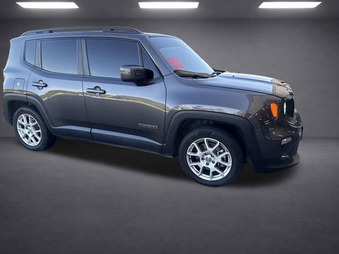 Used 2021 Jeep Renegade Latitude FWD image 12