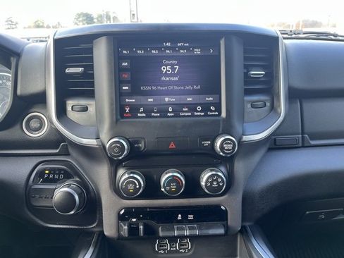 Used 2021 RAM 1500 Big Horn image 12