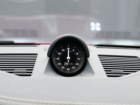 Used 2024 Porsche 911 Carrera 4S image 22