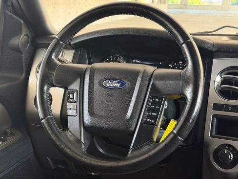 Used 2017 Ford Expedition EL XLT AWD/4WD image 32
