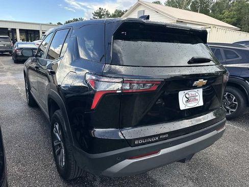 Used 2025 Chevrolet Equinox LT AWD/4WD image 7