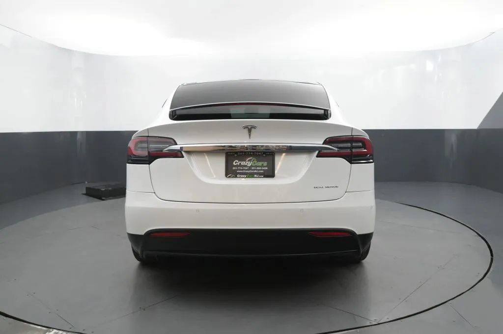 Used 2020 Tesla Model X Long Range AWD/4WD image 4