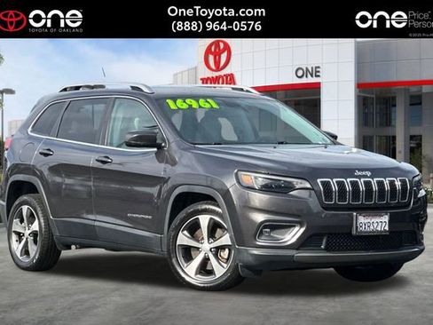 Used 2020 Jeep Cherokee Limited image 1