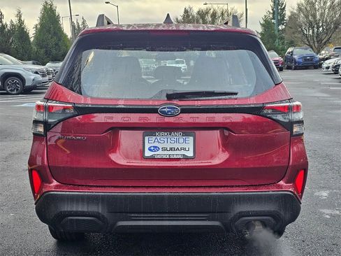 Used 2025 Subaru Forester image 6