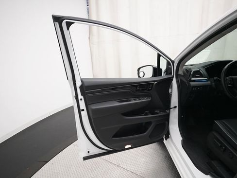 Certified 2025 Honda Odyssey Elite image 29