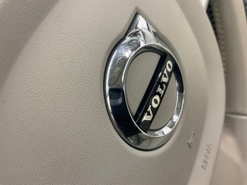 Used 2023 Volvo XC60 B5 Plus w/ Climate Package AWD/4WD image 45