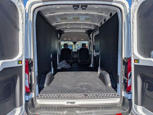 New 2026 Ford Transit 250 148 Medium Roof w/ Load Area Protection Package image 6
