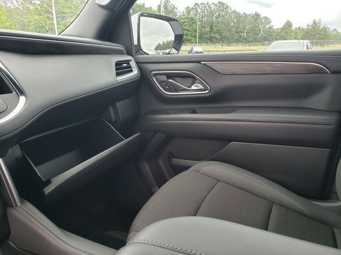 Used 2024 Chevrolet Tahoe LS RWD image 27