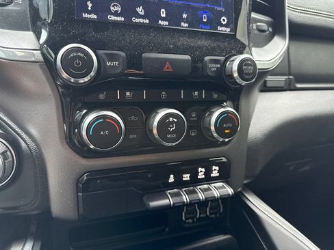 Used 2021 RAM 1500 Laramie AWD/4WD image 14