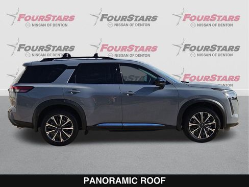 New 2026 Nissan Pathfinder Platinum AWD/4WD image 3