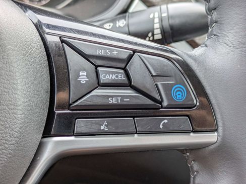 Used 2023 Nissan Altima 2.5 SV w/ SV Premium Package FWD image 30