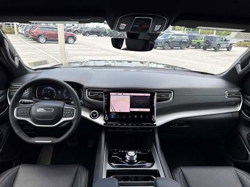 New 2026 Jeep Grand Wagoneer Limited AWD/4WD image 13