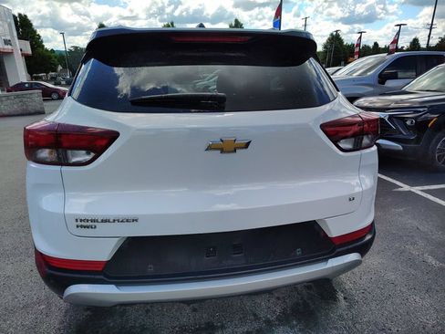 Used 2024 Chevrolet TrailBlazer LT w/ LT Cold Weather Package AWD/4WD image 5