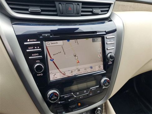 Used 2024 Nissan Murano SL image 20