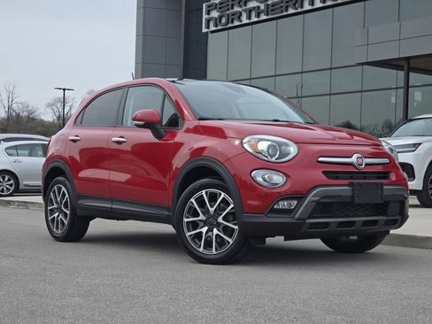 Used 2017 FIAT 500X Trekking image 2