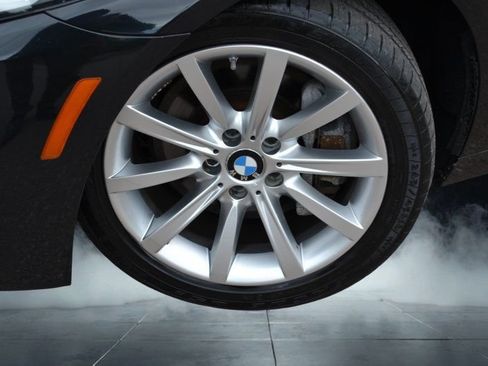 Used 2014 BMW 535i xDrive Sedan AWD/4WD image 36