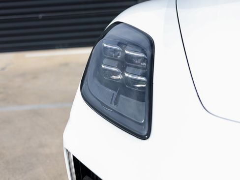 New 2026 Porsche Panamera 4 image 13