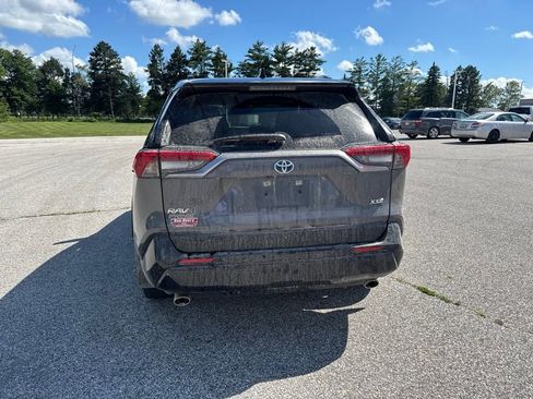 Used 2024 Toyota RAV4 XSE w/ Weather Package AWD/4WD image 4