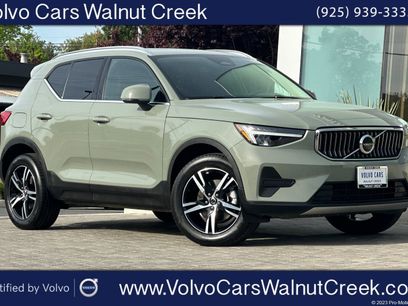 Certified 2025 Volvo XC40 B5 Core