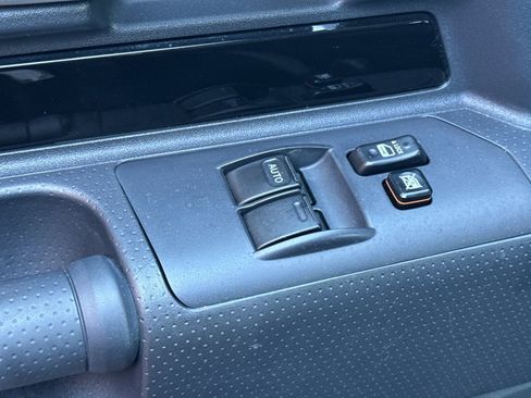 Used 2008 Toyota FJ Cruiser 4WD image 17