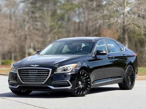 Used 2018 Genesis G80 3.8 w/ Option Group 02 image 7