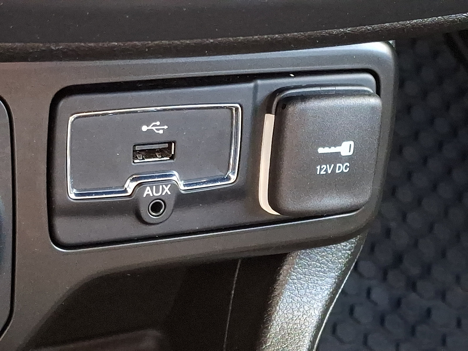 Certified 2023 Jeep Renegade Altitude AWD/4WD image 25