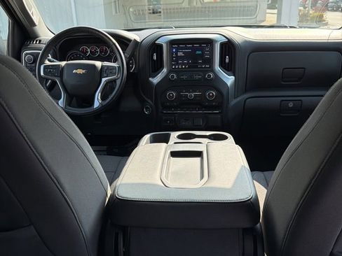 Used 2021 Chevrolet Silverado 1500 LT w/ Z71 Off-Road Package AWD/4WD image 14