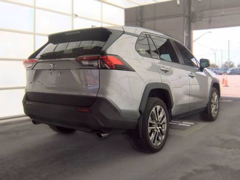 Used 2023 Toyota RAV4 XLE Premium FWD image 6
