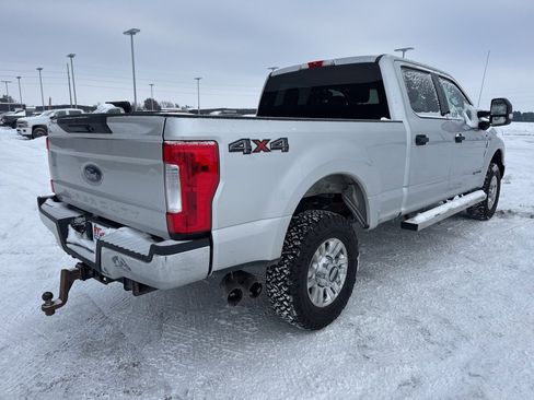 Used 2017 Ford F350 XLT image 7