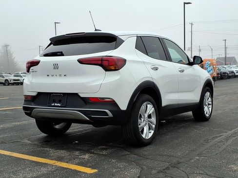 Certified 2024 Buick Encore GX Preferred w/ Comfort Package image 17