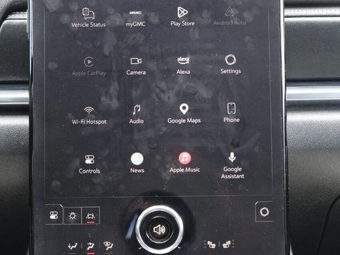 Used 2025 GMC Terrain Elevation AWD/4WD image 19