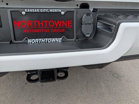 Used 2024 RAM 3500 Big Horn w/ Night Edition image 21