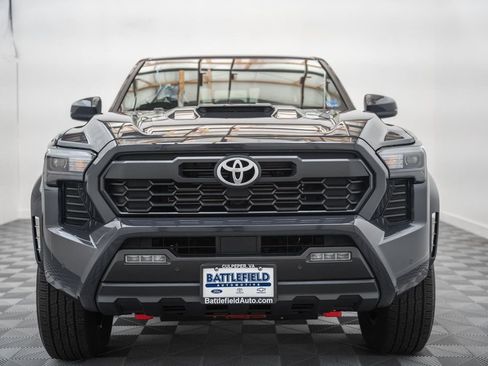 Certified 2024 Toyota Tacoma TRD Sport w/ TRD Sport Upgrade Package AWD/4WD image 2