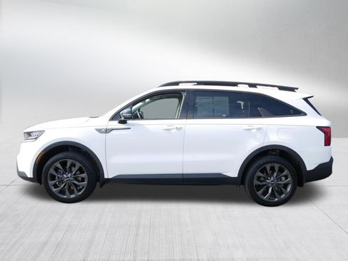 Used 2023 Kia Sorento X-Line EX image 4
