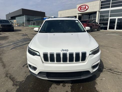 Used 2019 Jeep Cherokee Limited image 2