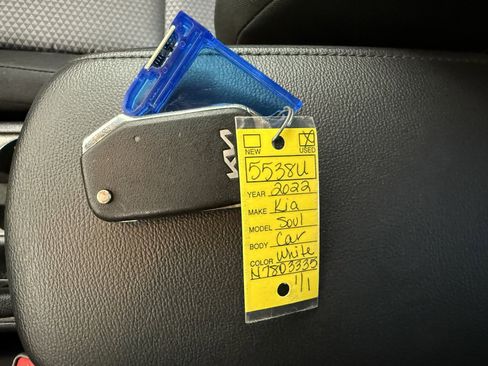 Used 2022 Kia Soul LX w/ Technology Package image 28