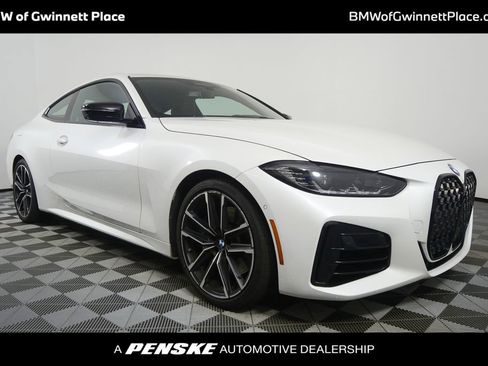 Certified 2022 BMW M440i Coupe image 1