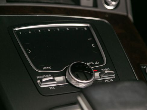 Used 2019 Audi Q5 2.0T Premium Plus w/ Premium Plus Package image 35