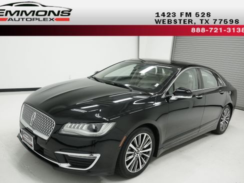 Used 2017 Lincoln MKZ Select w/ Technology Package FWD image 1