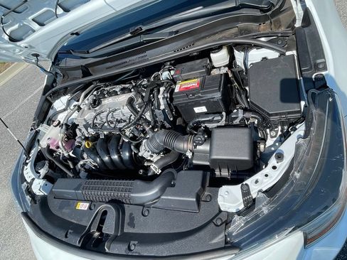 Used 2022 Toyota Corolla LE FWD image 50