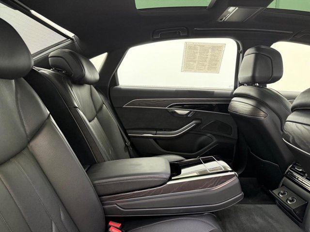 Used 2022 Audi A8 L 3.0T AWD/4WD image 8