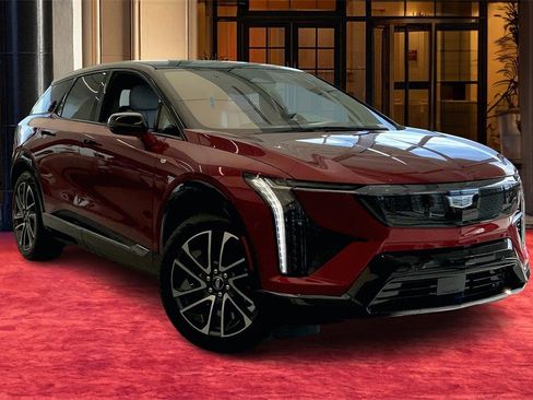 New 2026 Cadillac Optiq Sport 2 image 2